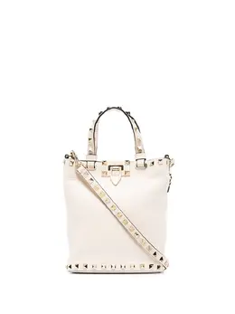 Valentino Garavani Rockstud grain-texture bucket bag 16987199