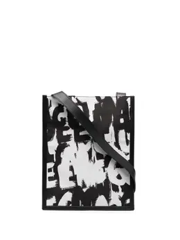 Alexander McQueen graffiti-print shoulder bag 18405955