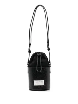 Maison Margiela logo-patch leather bucket bag 19344838